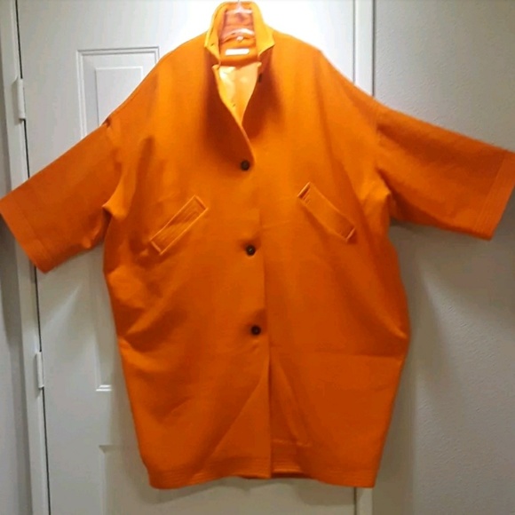 SOLD! {Isaac Mizrahi} Cocoon Cape Kimono Coat.OS - Picture 2 of 8